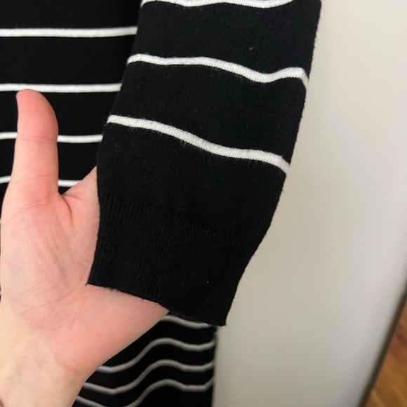 Black and White minimalist Long Sleeve Crew Neck maxi Sweater Dress - Picture 6 of 9